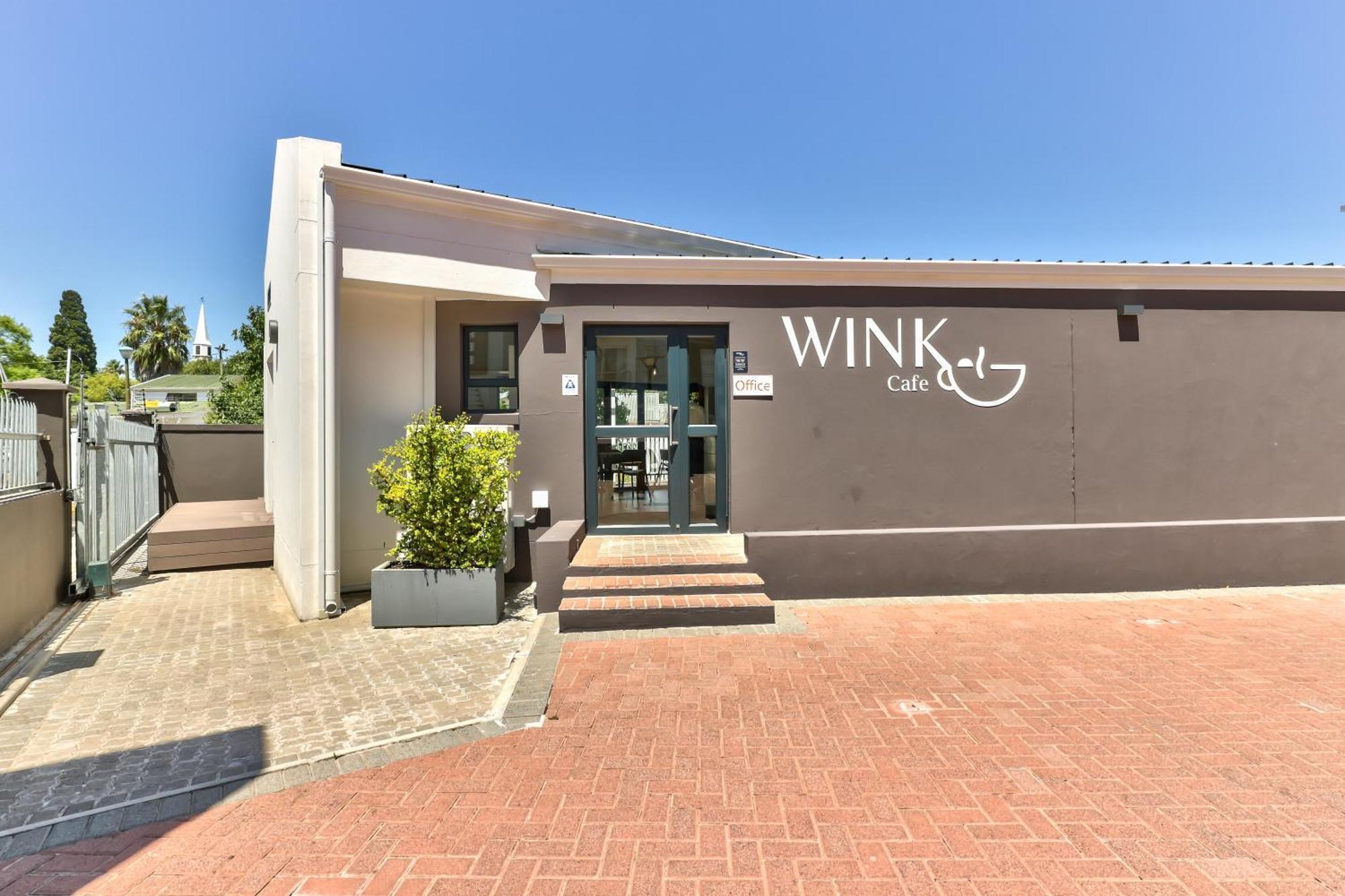 Wink Aparthotel Quiver Tree 斯泰伦博斯 外观 照片