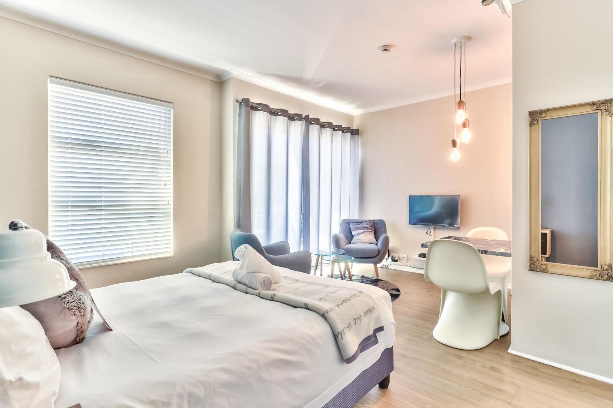 Wink Aparthotel Quiver Tree 斯泰伦博斯 外观 照片